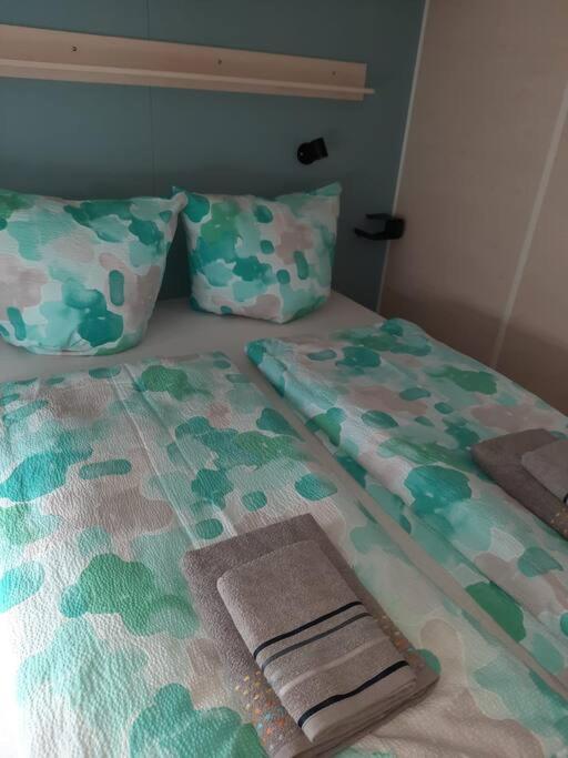 Chalets Mercure Am Wallersee Zum Vermieten Helming Ngoại thất bức ảnh